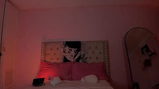 SweetJennaa online show from 11.21.25