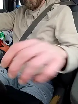 otterlover123 online show from 01.11.26