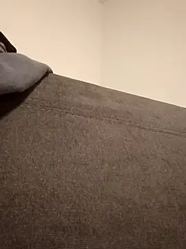 otterlover123 online show from 01.12.26