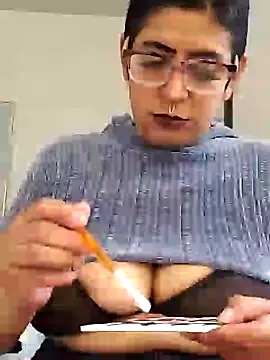 Kittybouncy69 online show from 01.21.25