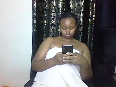 Candii wet  online show from 02.21.25