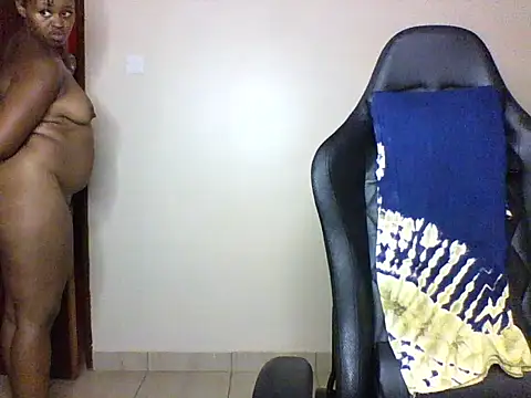 Snapshot of Candii_wet_ chatting on 10.09.25 Candii wet online show from 10.09.25