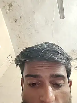 Snapshot of PRIYANHU@xh chatting on 11.13.25 PRIYANHUxh online show from 11.13.25