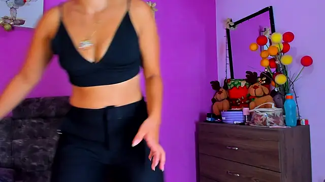 jade brunnette online show from 12.21.24