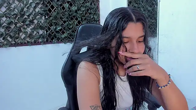 Megan Whitte online show from 02.03.25