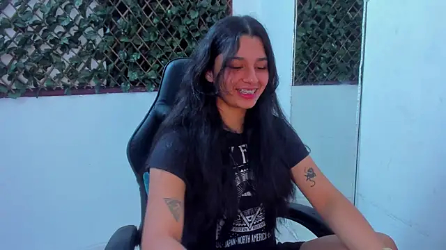 Megan Whitte online show from 03.03.25