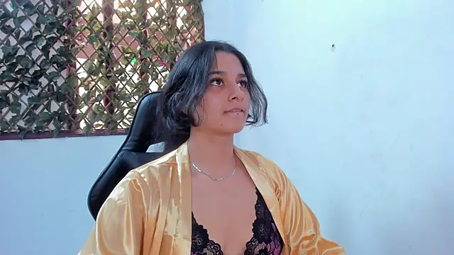 Megan Whitte online show from 03.21.25