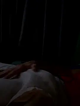 MephiticBermudas online show from 01.08.26