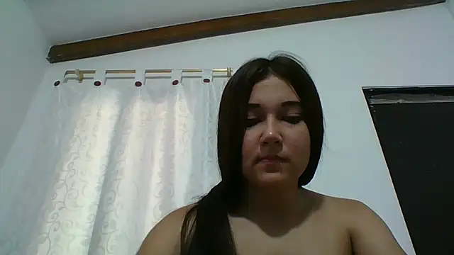 Snapshot of mia_cooper_24 chatting on 01.20.25 mia cooper 24 online show from 01.20.25