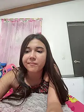 Snapshot of mia_cooper_24 chatting on 02.20.25 mia cooper 24 online show from 02.20.25