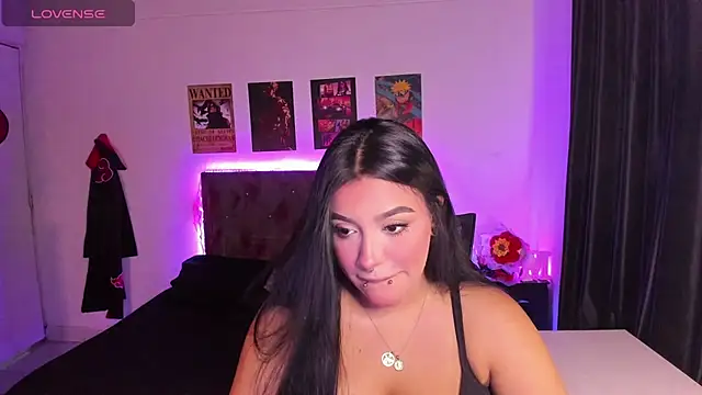 Snapshot of Mariana_Hasper_ chatting on 10.10.25 Mariana Hasper online show from 10.10.25