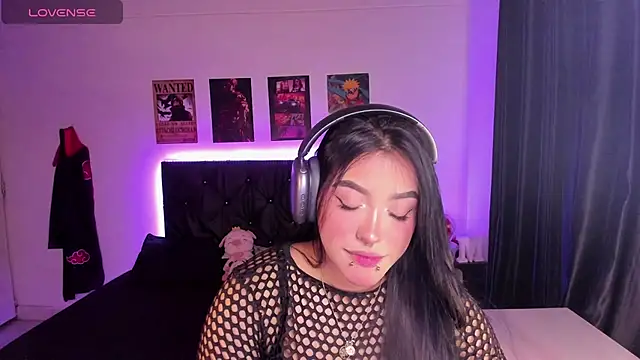 Snapshot of Mariana_Hasper_ chatting on 10.19.25 Mariana Hasper online show from 10.19.25