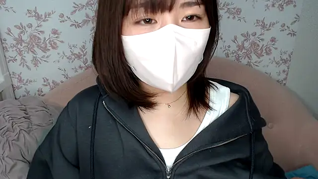 Snapshot of mei_hosina chatting on 02.26.25 mei hosina online show from 02.26.25