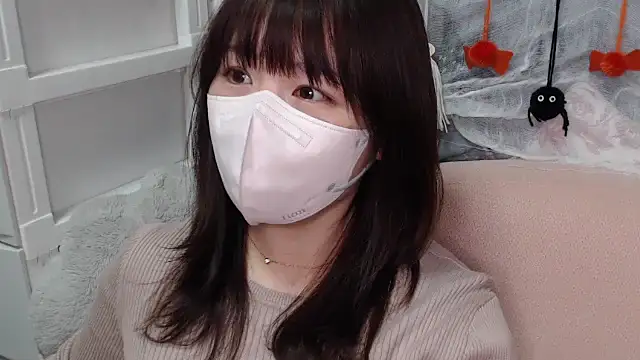 Snapshot of mei_hosina chatting on 10.25.25 mei hosina online show from 10.25.25