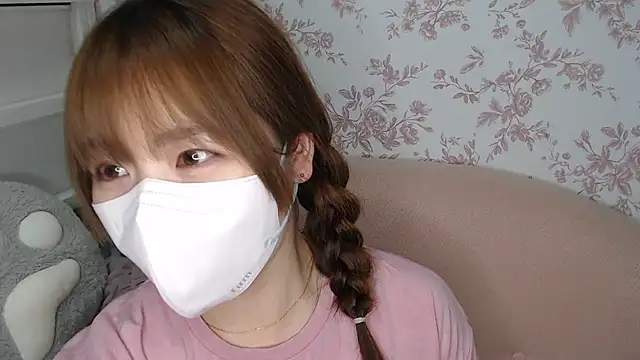 mei hosina online show from 04.18.26