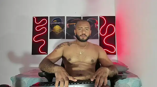 Snapshot of Hardboy_latin chatting on 02.26.25 Hardboy latin online show from 02.26.25