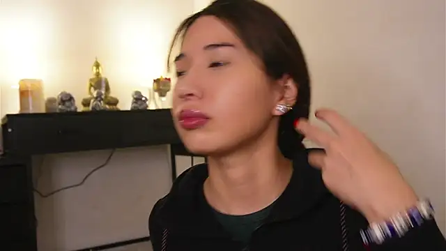 Snapshot of AlessiaVix chatting on 03.07.25 AlessiaVix online show from 03.07.25