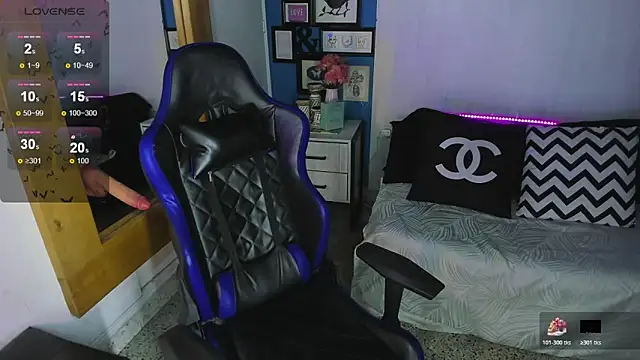 VladHellsing4 online show from 11.09.25