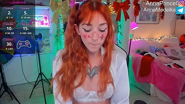 Snapshot of Anna_Prince chatting on 12.28.24 Anna Prince online show from 12.28.24