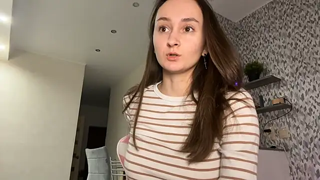 Snapshot of Eva_Eva_ chatting on 02.24.25 Eva Eva online show from 02.24.25
