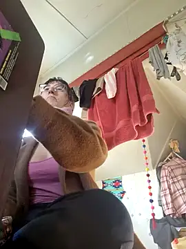 Afrania online show from 10.08.25