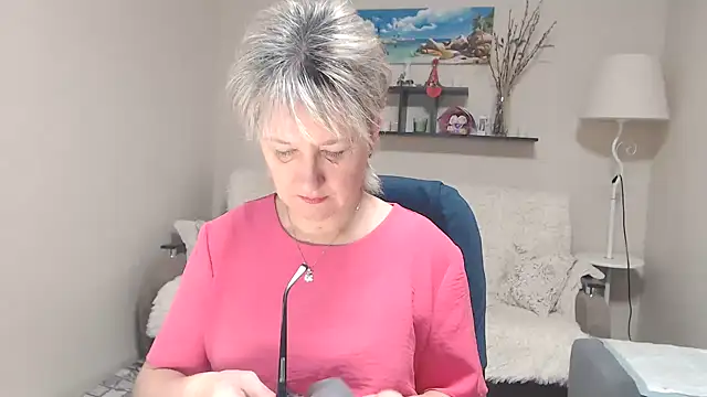 FleurMays online show from 11.28.25