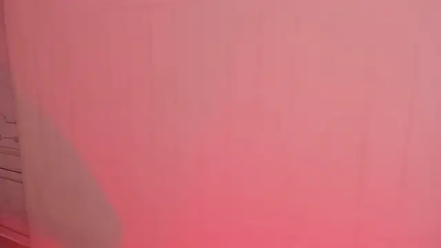 Snapshot of Leah_Sweetie chatting on 03.07.25 Leah Sweetie online show from 03.07.25