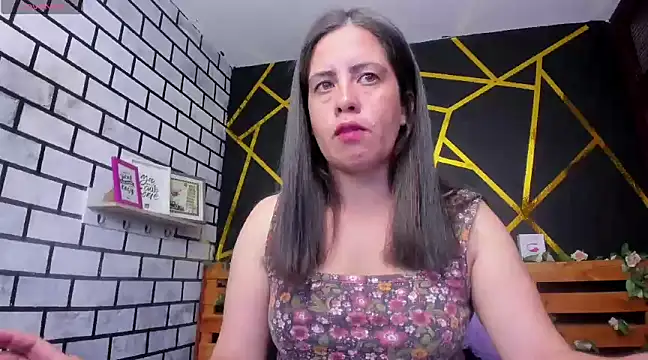 kathina giraldo online show from 01.11.25