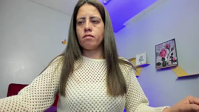 kathina giraldo online show from 11.22.25