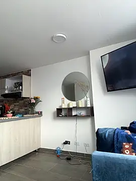 SofiaG  online show from 10.15.25