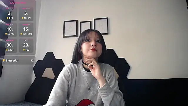 Maki Zein online show from 12.30.24