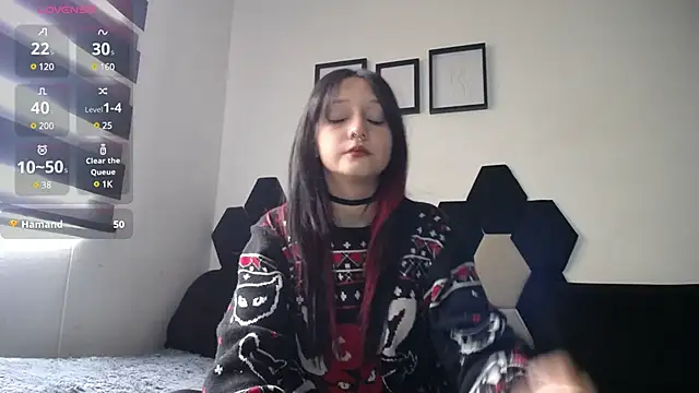 Maki Zein online show from 01.03.25