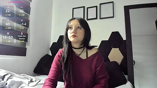 Maki Zein online show from 01.30.25