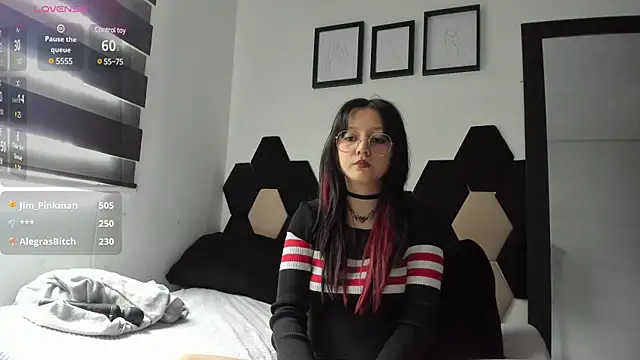 Maki Zein online show from 01.31.25