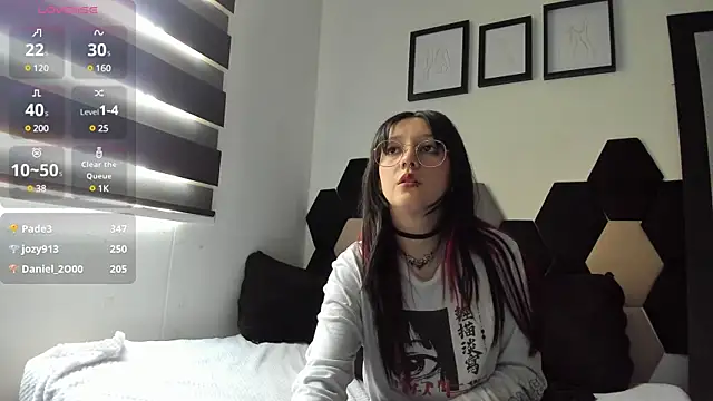 Maki Zein online show from 02.03.25