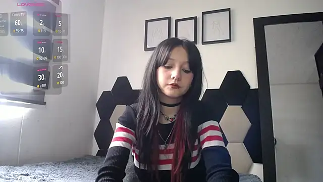 Maki Zein online show from 02.07.25