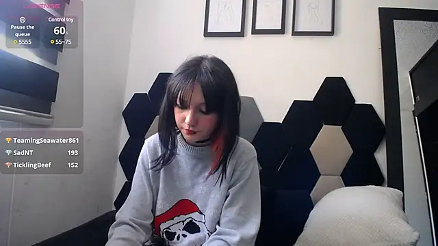 Maki Zein online show from 02.17.25