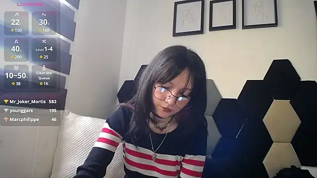 Maki Zein online show from 02.18.25