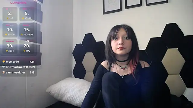 Maki Zein online show from 02.19.25