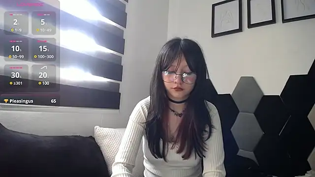 Maki Zein online show from 03.10.25