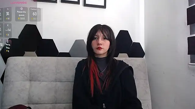 Maki Zein online show from 09.17.25