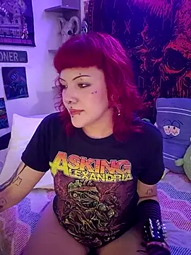 Snapshot of Sarah-Stoner chatting on 07.17.26 Sarah-Stoner online show from 07.17.26