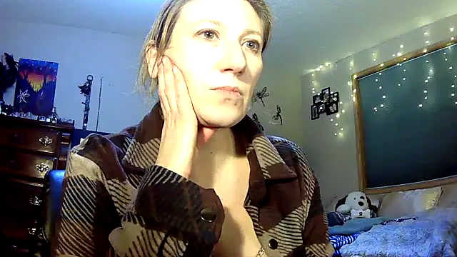 lilyhornyhousewife online show from 01.26.25
