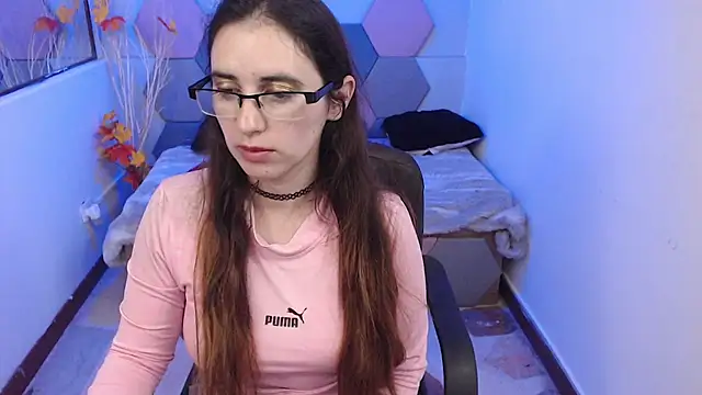 CharloteTaylor  online show from 12.18.24