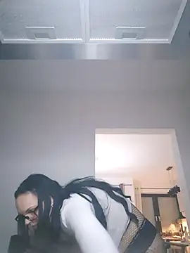 Jujuicy 97 online show from 10.24.25