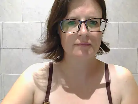 CrimsonMistress online show from 02.06.25