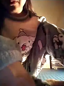 JasminePham online show from 12.22.24