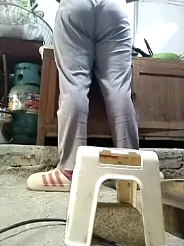 JasminePham online show from 03.20.25