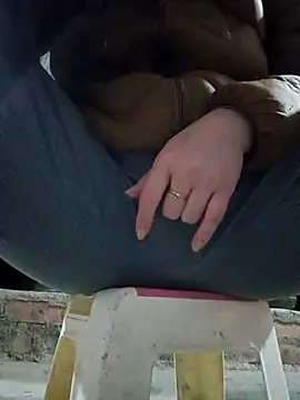 JasminePham online show from 03.22.25