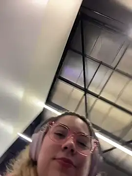 brooklynivy online show from 02.11.26